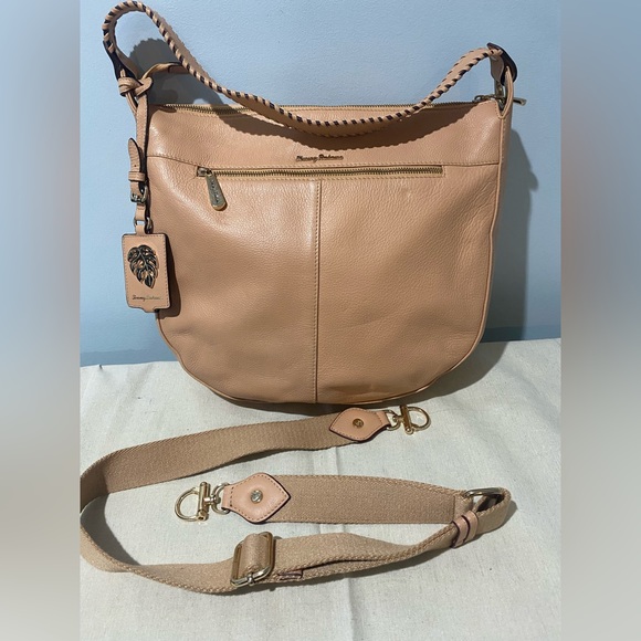 Tommy Bahama Handbags - Tommy Bahama shoulder bag pink-tan with gold hardware.